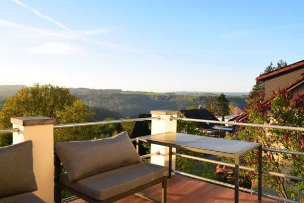 Prodej domu 301 m², pozemek 1.066 m², Schlehenweg 33, Heidenrod, Hessen Prodej domu 301 m², pozemek 1.066 m², Schlehenweg 33, Heidenrod, Hessen