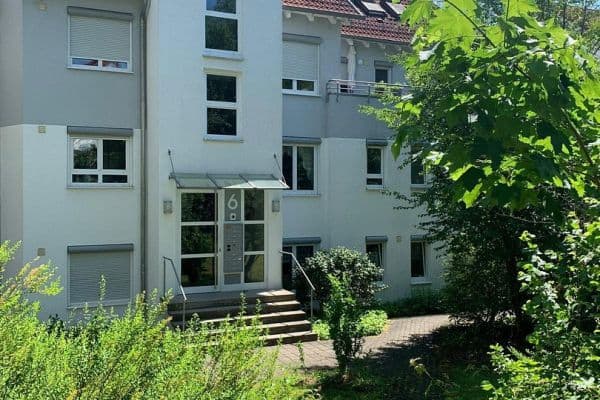 Pronájem bytu 4+1 94 m², Wernau Pronájem bytu 4+1 94 m², Wernau