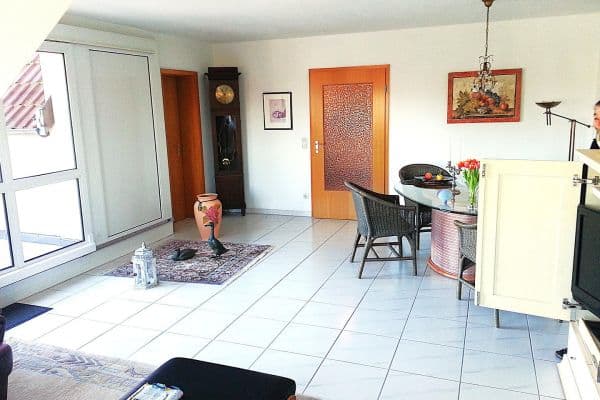 Pronájem bytu 3+1 91 m², Nürnberg, Bavorsko Pronájem bytu 3+1 91 m², Nürnberg, Bavorsko