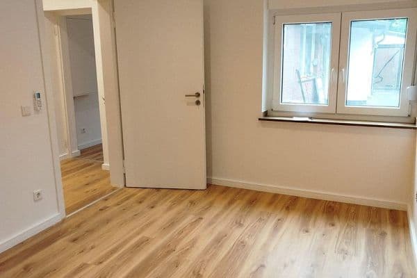 Pronájem bytu 2+1 45 m², Oberdorfstraße 33, Düsseldorf, Severní Porýní-Vestfálsko Pronájem bytu 2+1 45 m², Oberdorfstraße 33, Düsseldorf, Severní Porýní-Vestfálsko