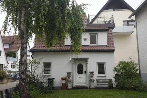 Pronájem domu 46 m², pozemek 38 m², Stuttgart, Bádensko-Württembersko Pronájem domu 46 m², pozemek 38 m², Stuttgart, Bádensko-Württembersko