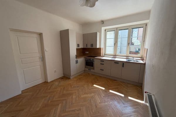 Pronájem bytu 2+kk 52 m², Aksamitova, Olomouc, Olomoucký kraj Pronájem bytu 2+kk 52 m², Aksamitova, Olomouc, Olomoucký kraj