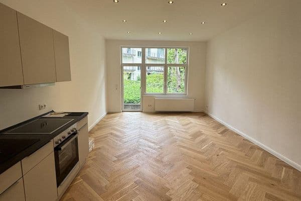 Pronájem bytu 1+1 35 m², Maria-Louisen-Straße 7, Hamburg, Hamburg Pronájem bytu 1+1 35 m², Maria-Louisen-Straße 7, Hamburg, Hamburg