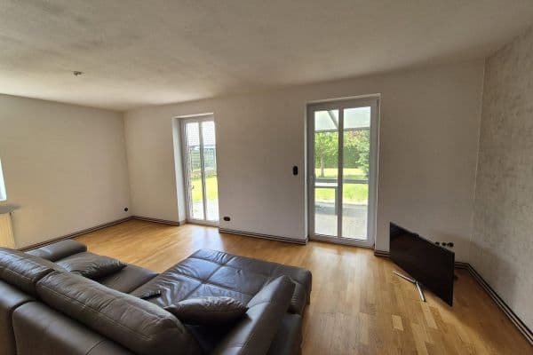 Prodej domu 128 m², pozemek 635 m², Lieder Str. 5, Jemgum, Dolní Sasko Prodej domu 128 m², pozemek 635 m², Lieder Str. 5, Jemgum, Dolní Sasko