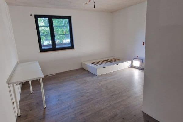 Pronájem bytu 1+1 23 m², Stettiner Str.39, Karlsruhe, Bádensko-Württembersko Pronájem bytu 1+1 23 m², Stettiner Str.39, Karlsruhe, Bádensko-Württembersko
