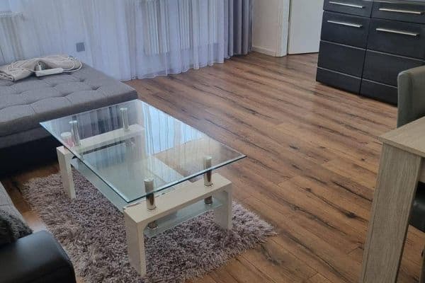 Pronájem bytu 3+1 67 m², Bauverein str 23, Nürnberg, Bavorsko Pronájem bytu 3+1 67 m², Bauverein str 23, Nürnberg, Bavorsko