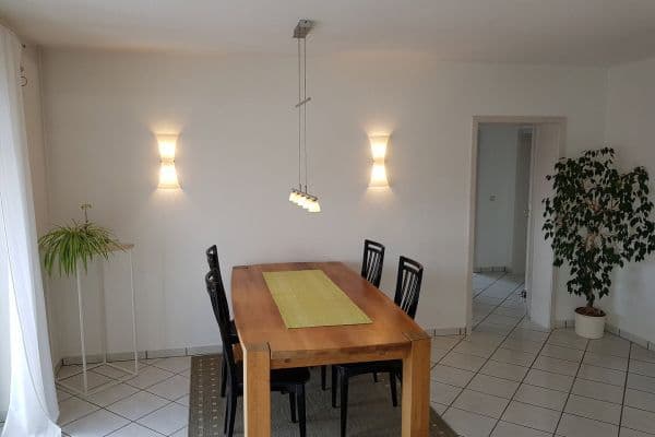 Prodej bytu 4+1 94 m², Groß-Zimmern Prodej bytu 4+1 94 m², Groß-Zimmern