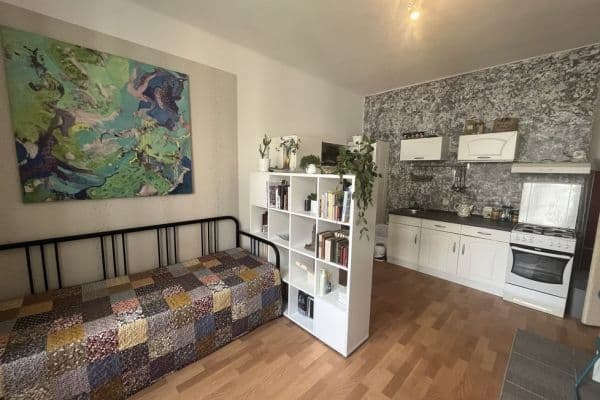 Pronájem bytu Garsoniéra 27 m², Oblouková, Praha Pronájem bytu Garsoniéra 27 m², Oblouková, Praha