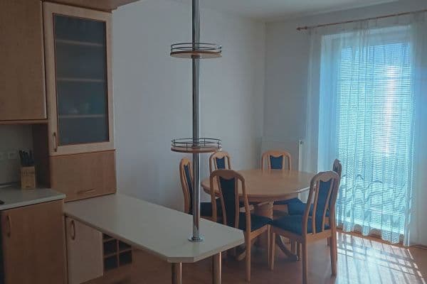 Pronájem bytu 3+kk 73 m², Radyňská, Plzeň Pronájem bytu 3+kk 73 m², Radyňská, Plzeň