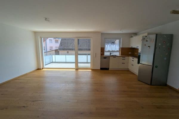 Pronájem bytu 4+1 108 m², Deutschland Pronájem bytu 4+1 108 m², Deutschland
