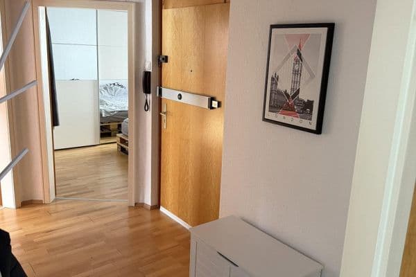 Pronájem bytu 3+1 80 m², Köln Pronájem bytu 3+1 80 m², Köln