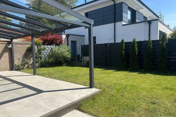 Prodej domu 127 m², pozemek 250 m², Berliner Straße 1b, Pulheim Prodej domu 127 m², pozemek 250 m², Berliner Straße 1b, Pulheim
