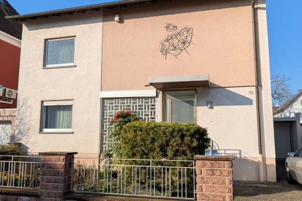 Prodej domu 160 m², pozemek 656 m², Hassloch Prodej domu 160 m², pozemek 656 m², Hassloch