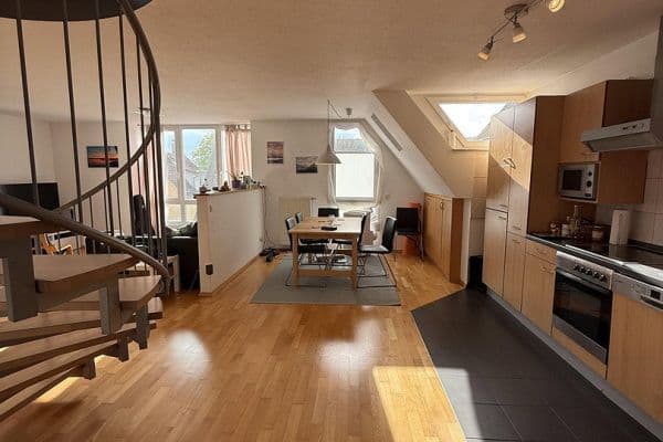 Pronájem bytu 2+kk 80 m², Korntal-Münchingen Pronájem bytu 2+kk 80 m², Korntal-Münchingen