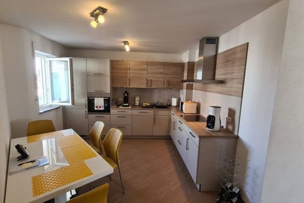 Pronájem bytu 2+1 67 m², Brauereiweg 3, Feldkirchen bei München, Bavorsko Pronájem bytu 2+1 67 m², Brauereiweg 3, Feldkirchen bei München, Bavorsko