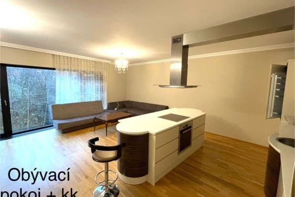 Prodej bytu 3+kk 88 m², Pražská silnice, Karlovy Vary Prodej bytu 3+kk 88 m², Pražská silnice, Karlovy Vary