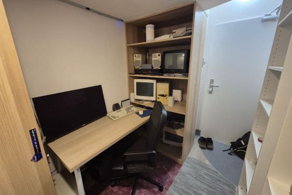 Prodej nebytového prostoru 5 m², Ruská, Praha Prodej nebytového prostoru 5 m², Ruská, Praha