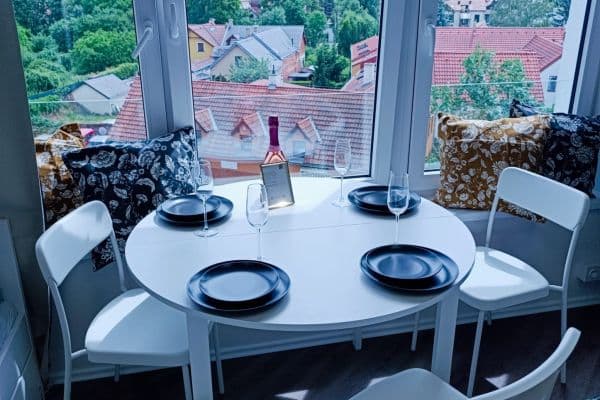 Pronájem bytu 1+kk 31 m², Pražská, Praha Pronájem bytu 1+kk 31 m², Pražská, Praha