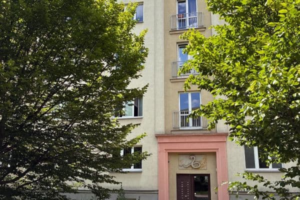 Prodej bytu 2+1 65 m², Na Padesátém, Praha Prodej bytu 2+1 65 m², Na Padesátém, Praha