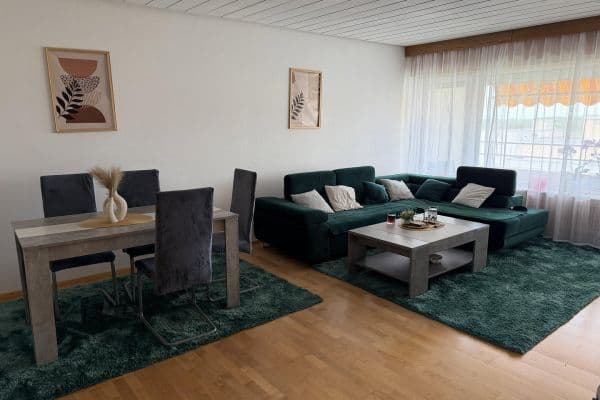 Prodej bytu 3+1 86 m², Kurt-Schumacher-Straße 7, Weinheim Prodej bytu 3+1 86 m², Kurt-Schumacher-Straße 7, Weinheim