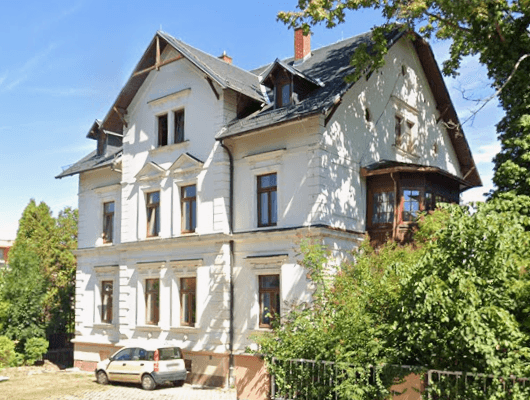 Pronájem bytu 3+1 80 m², Wettiner Str. 15, Glauchau Pronájem bytu 3+1 80 m², Wettiner Str. 15, Glauchau