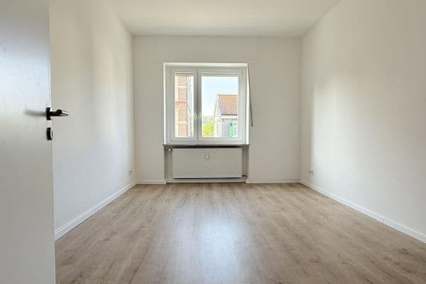 Pronájem bytu 2+1 57 m², Berliner Str. 99, Hagen Pronájem bytu 2+1 57 m², Berliner Str. 99, Hagen