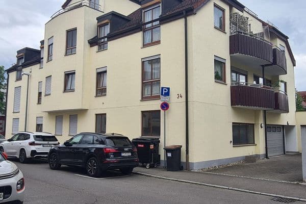 Pronájem bytu 2+1 62 m², Ulrichstraße 34, Reutlingen, Bádensko-Württembersko Pronájem bytu 2+1 62 m², Ulrichstraße 34, Reutlingen, Bádensko-Württembersko