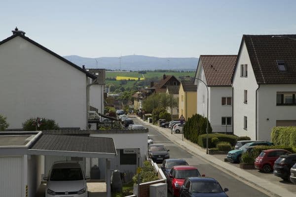 Prodej domu 253 m², pozemek 695 m², Höhenweg 25, Karben Prodej domu 253 m², pozemek 695 m², Höhenweg 25, Karben