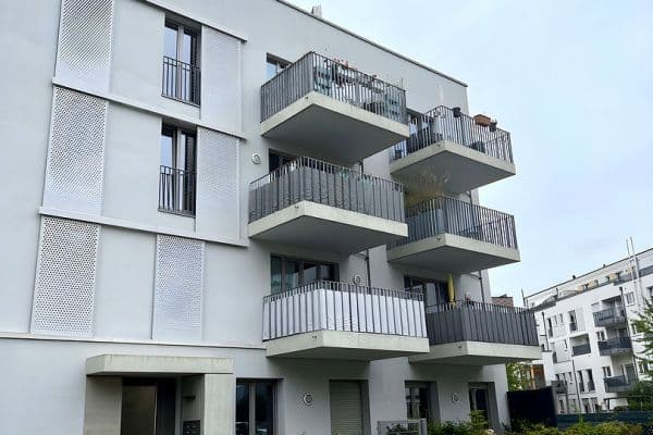 Pronájem bytu 3+1 74 m², Ulmenstraße 79, Düsseldorf, Severní Porýní-Vestfálsko Pronájem bytu 3+1 74 m², Ulmenstraße 79, Düsseldorf, Severní Porýní-Vestfálsko