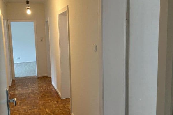 Pronájem bytu 4+1 81 m², Marktstraße 1, Aachen Pronájem bytu 4+1 81 m², Marktstraße 1, Aachen