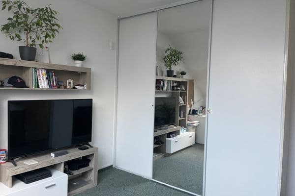 Pronájem bytu 2+1 63 m², tř. 28. října, České Budějovice Pronájem bytu 2+1 63 m², tř. 28. října, České Budějovice