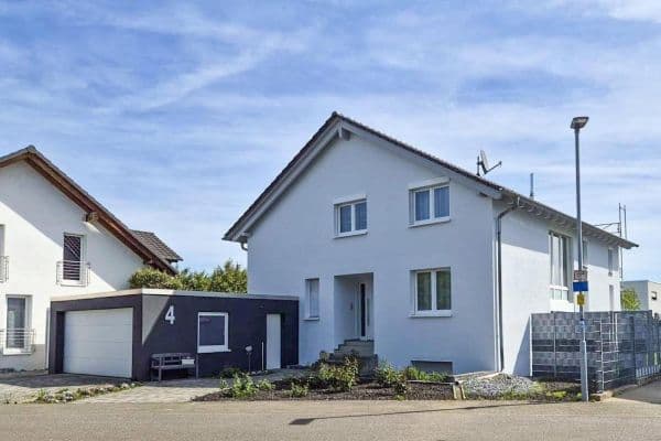 Prodej domu 260 m², pozemek 620 m², Dettenheim Prodej domu 260 m², pozemek 620 m², Dettenheim