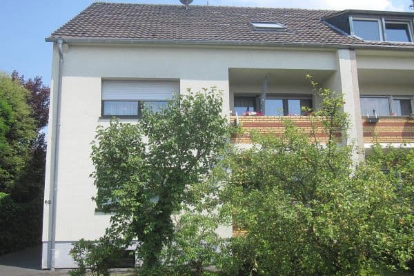 Pronájem bytu 3+1 60 m², Frankfurter Str.98, Köln Pronájem bytu 3+1 60 m², Frankfurter Str.98, Köln