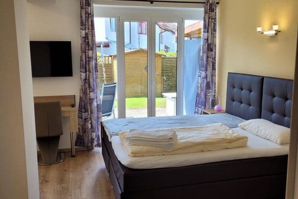 Pronájem bytu 1+1 30 m², Baldhamer Straße 72, Vaterstetten, Bavorsko Pronájem bytu 1+1 30 m², Baldhamer Straße 72, Vaterstetten, Bavorsko