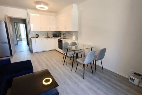 Pronájem bytu 2+kk 52 m², Poděbradská, Praha Pronájem bytu 2+kk 52 m², Poděbradská, Praha