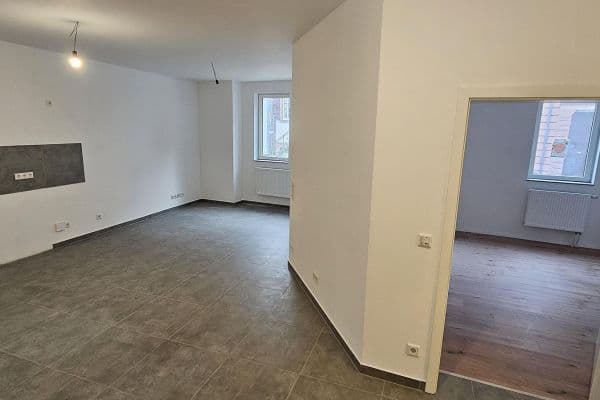 Pronájem bytu 3+1 62 m², Hauptstraße 59, Albersweiler Pronájem bytu 3+1 62 m², Hauptstraße 59, Albersweiler