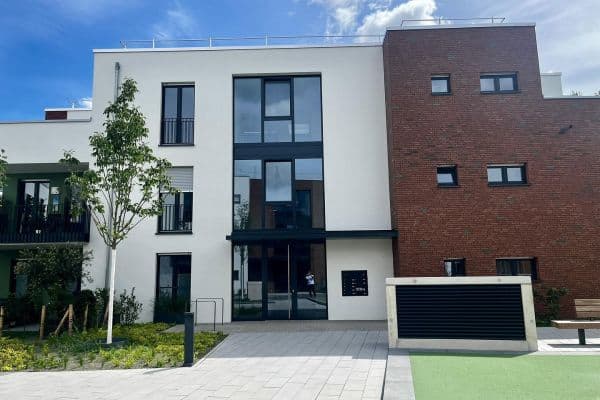 Pronájem bytu 3+1 128 m², Alte Str. 8, Frechen Pronájem bytu 3+1 128 m², Alte Str. 8, Frechen