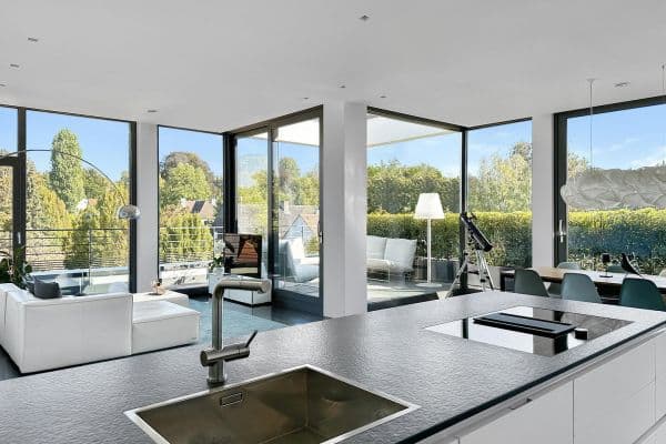 Pronájem bytu 3+1 135 m², Lerchenstraße 65, Heilbronn Pronájem bytu 3+1 135 m², Lerchenstraße 65, Heilbronn