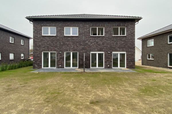Pronájem domu 125 m², pozemek 310 m², Hainbuchenweg 3a, Lauenburg Pronájem domu 125 m², pozemek 310 m², Hainbuchenweg 3a, Lauenburg