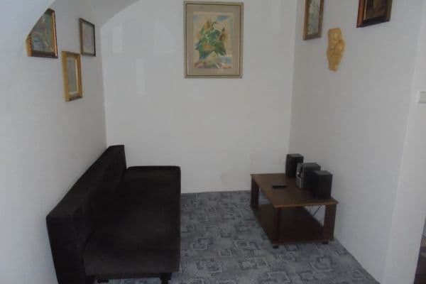 Pronájem bytu 1+kk 30 m², Hostivická, Praha Pronájem bytu 1+kk 30 m², Hostivická, Praha