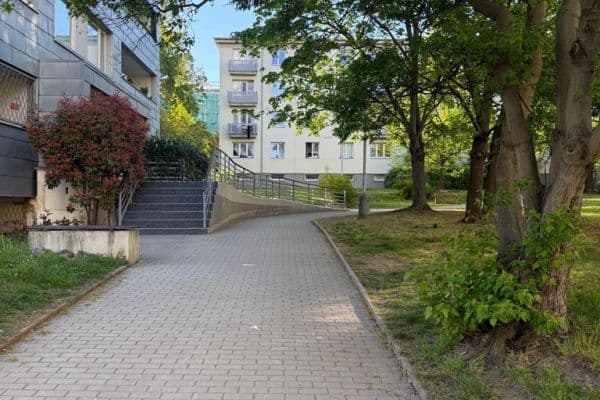 Prodej bytu 3+1 73 m², Habrová, Praha Prodej bytu 3+1 73 m², Habrová, Praha