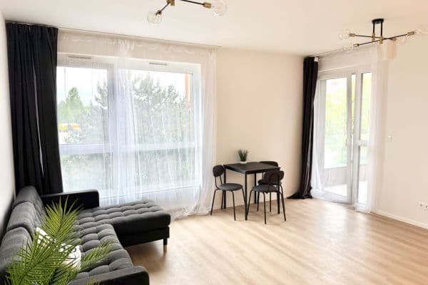 Pronájem bytu 2+kk 52 m², Arnošta Valenty, Praha Pronájem bytu 2+kk 52 m², Arnošta Valenty, Praha