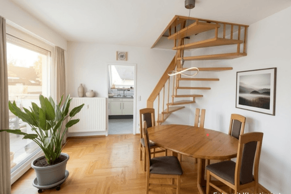 Prodej bytu 3+1 64 m², Haan Prodej bytu 3+1 64 m², Haan
