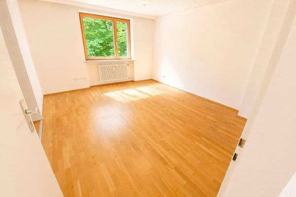 Pronájem bytu 2+1 51 m², Rosenaustraße 31, Augsburg Pronájem bytu 2+1 51 m², Rosenaustraße 31, Augsburg
