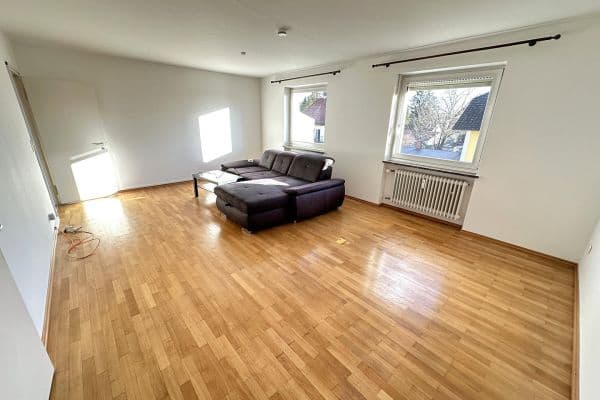 Pronájem bytu 4+1 117 m², Poing, Bavorsko Pronájem bytu 4+1 117 m², Poing, Bavorsko