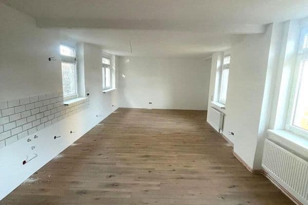 Pronájem bytu 1+1 60 m², Wielandstraße 6, Apolda Pronájem bytu 1+1 60 m², Wielandstraße 6, Apolda