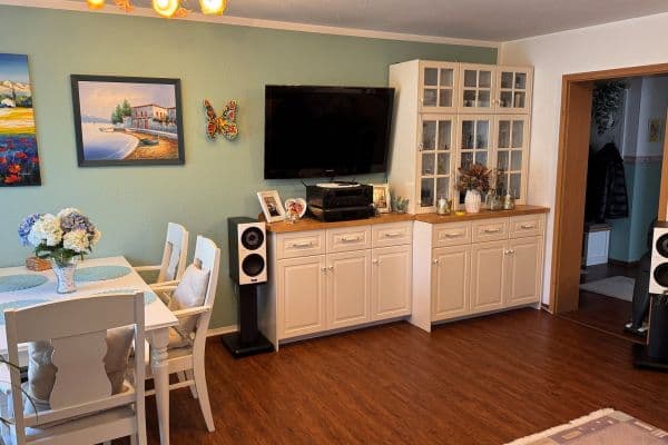 Pronájem bytu 3+kk 75 m², Beurer Steig 41, Laichingen Pronájem bytu 3+kk 75 m², Beurer Steig 41, Laichingen