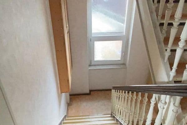 Pronájem bytu 4+1 100 m², Altenburg Pronájem bytu 4+1 100 m², Altenburg