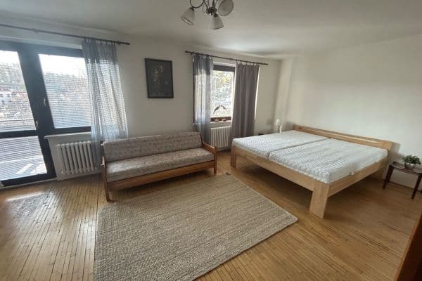 Pronájem bytu 5+1 150 m², Na Okraji, Praha Pronájem bytu 5+1 150 m², Na Okraji, Praha