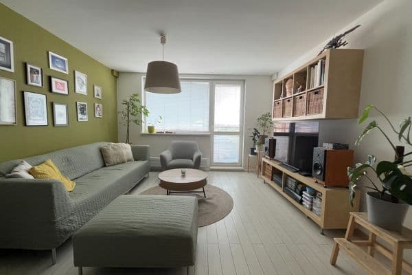 Pronájem bytu 3+1 73 m², Mánesovo námestie, Bratislava Pronájem bytu 3+1 73 m², Mánesovo námestie, Bratislava